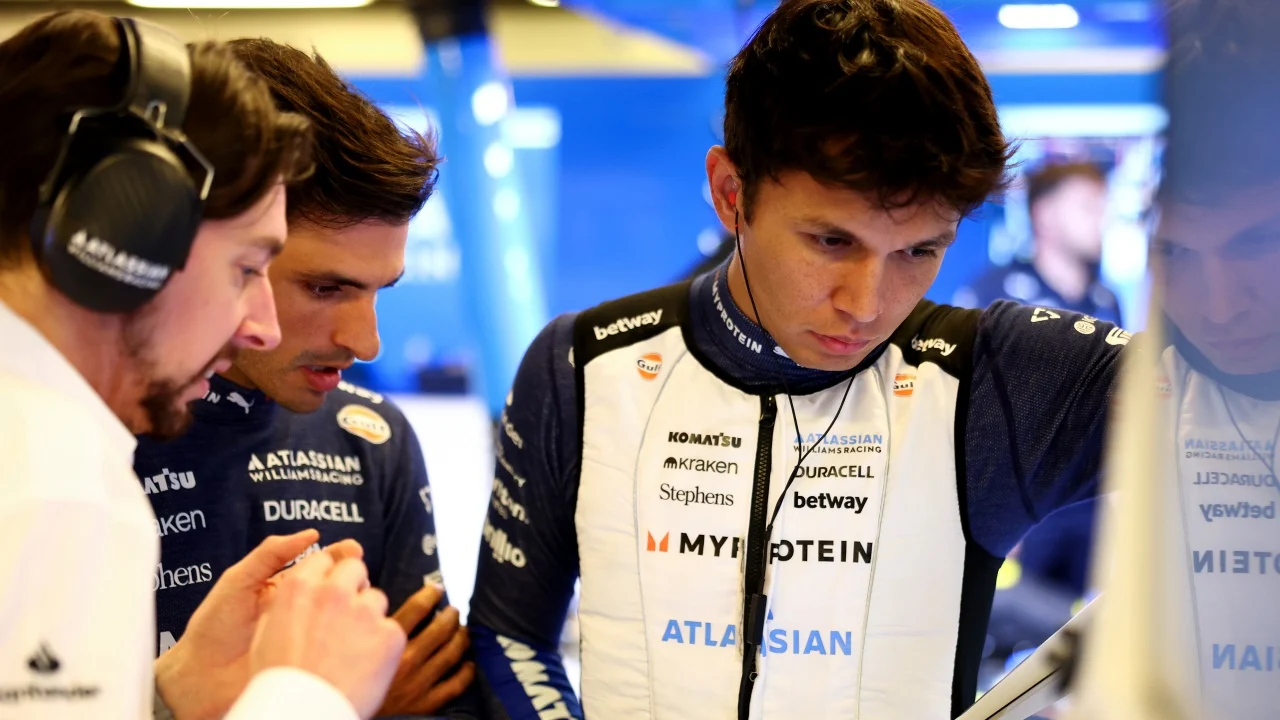 Williams desvela una manera única de trabajar con Sainz y Albon: “Seguirá siendo así el próximo año"