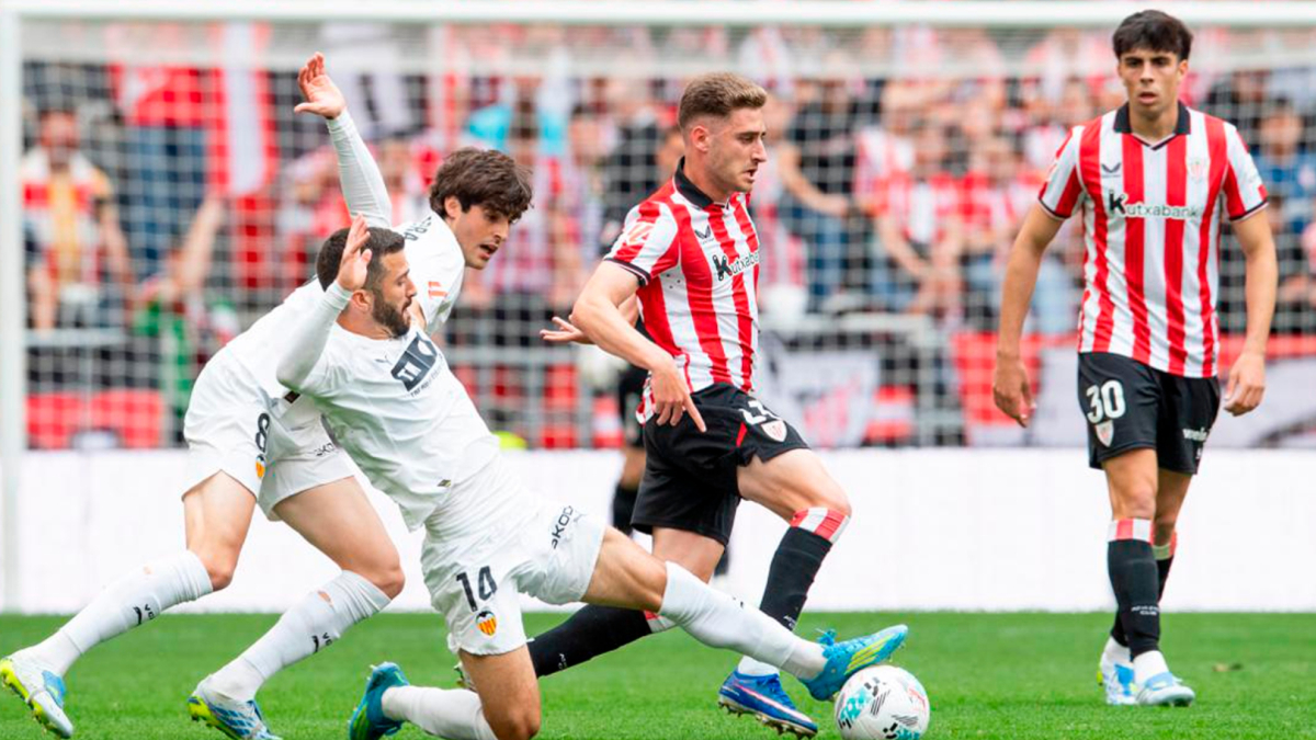 La atractiva 'disputa' histórica de Valencia y Athletic en tiempos modernos: los vaivenes de la cuarta plaza de la Liga