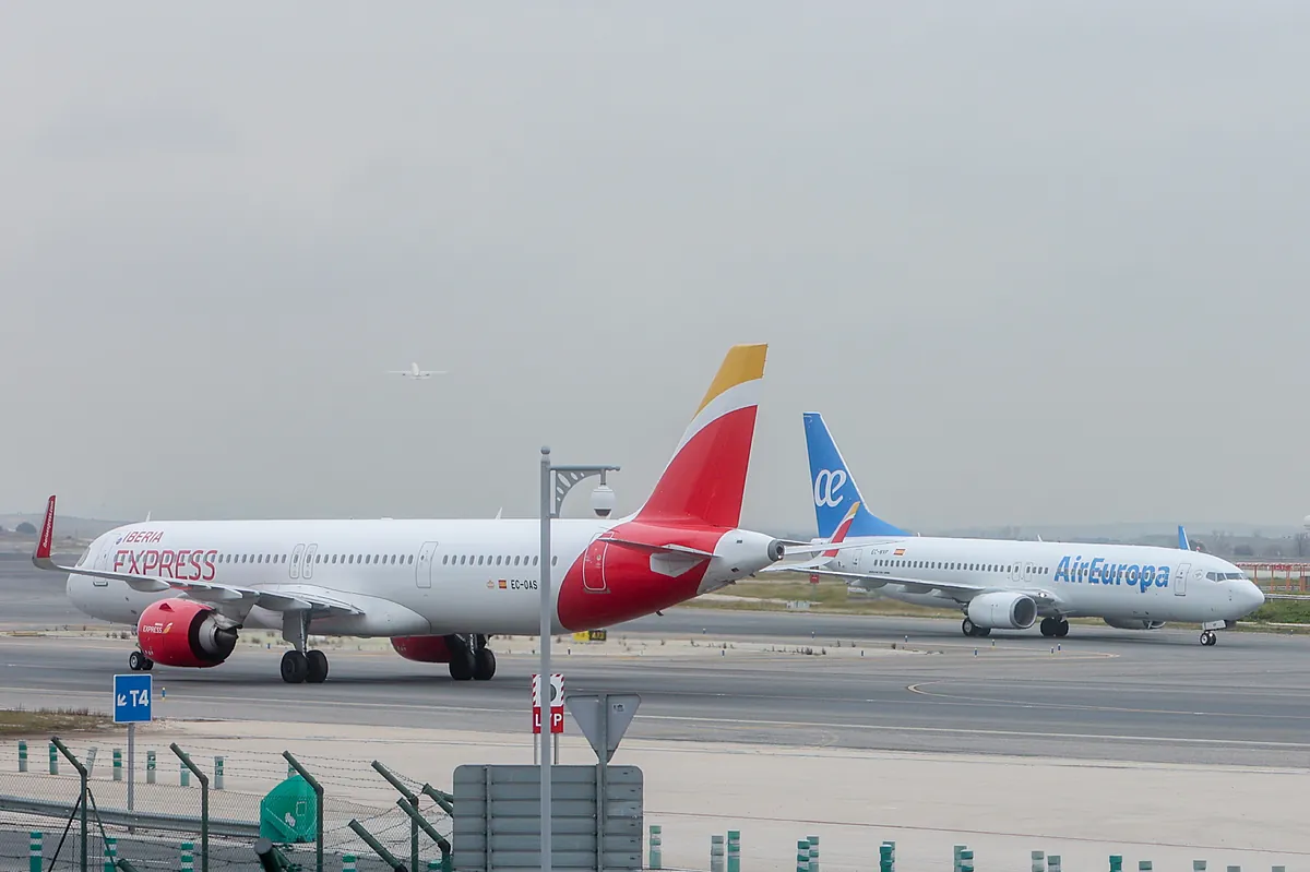 Iberia Express amplía un mes más la suspensión de vuelos a Israel