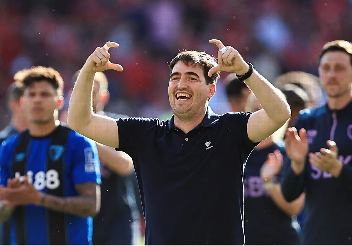 El Liverpool prescinde de su entrenador y se suma a los pretendientes de Iraola
