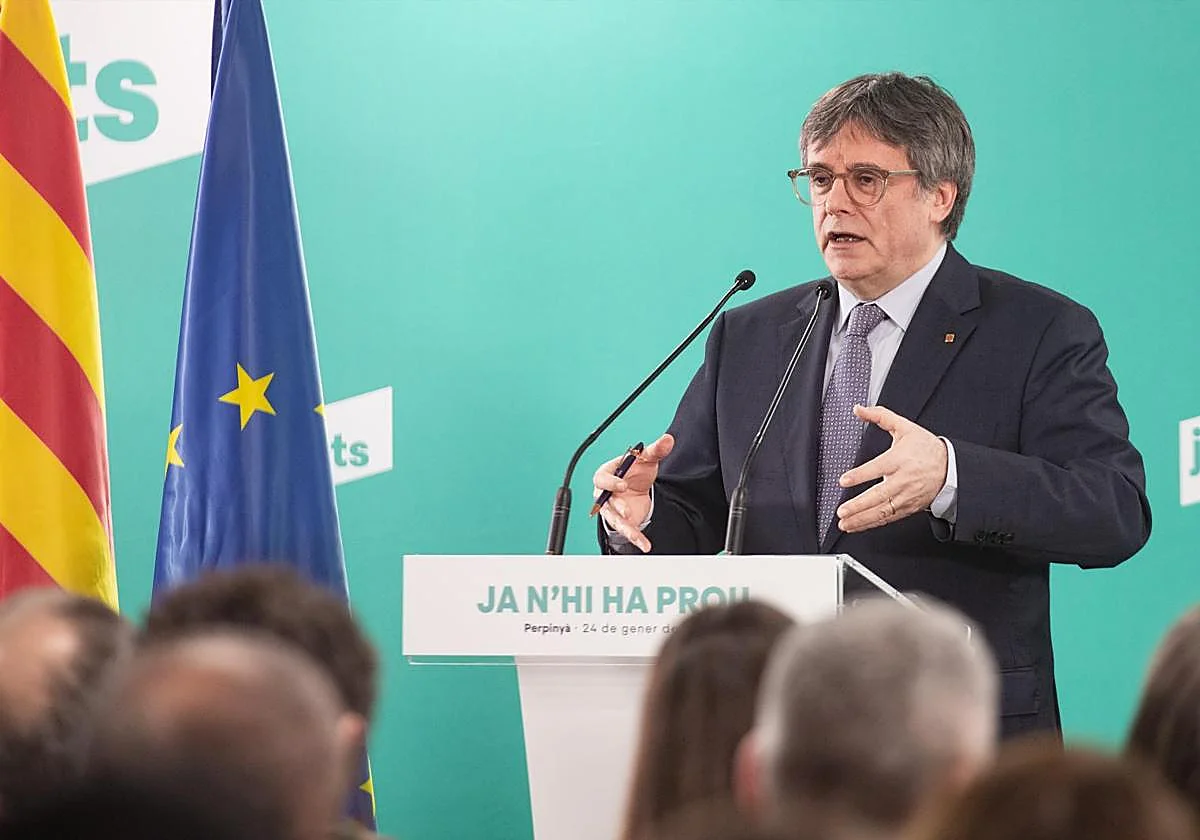 La justicia deja a Puigdemont sin interlocutores en el PSOE