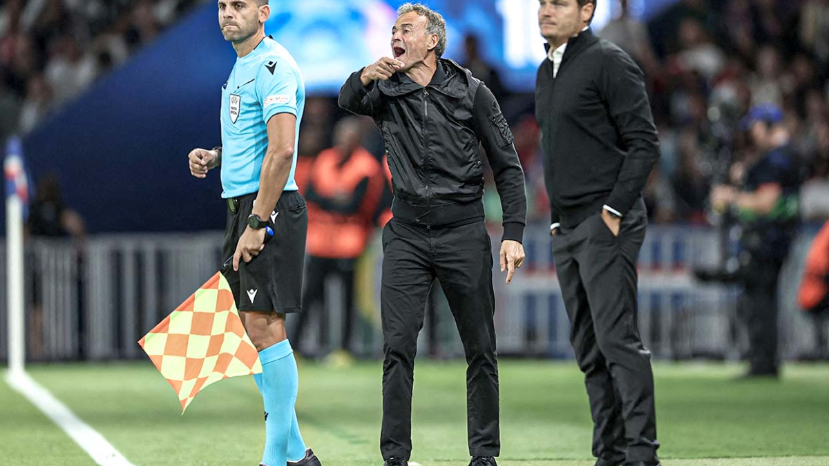 Terzic propone un julio de Champions