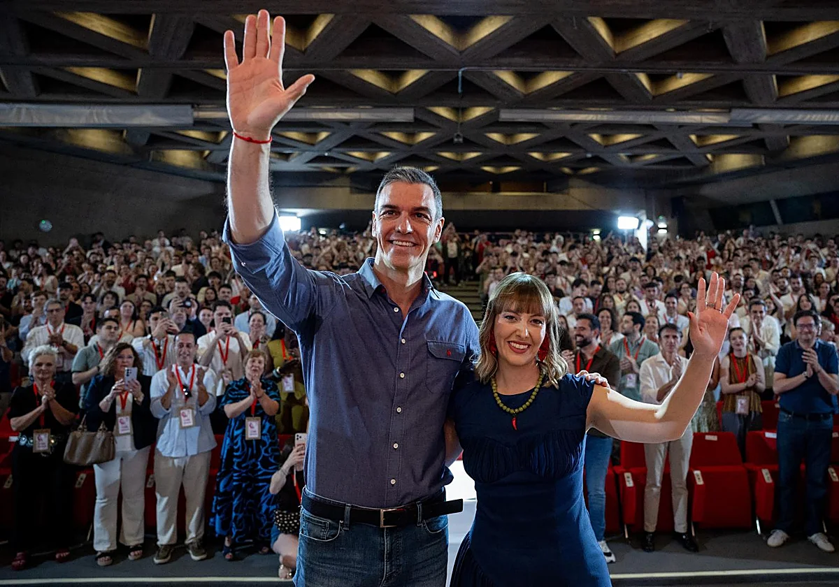 Sánchez promete al PSOE que seguirá frente al intento de «derribo» de la «oposición marrullera»