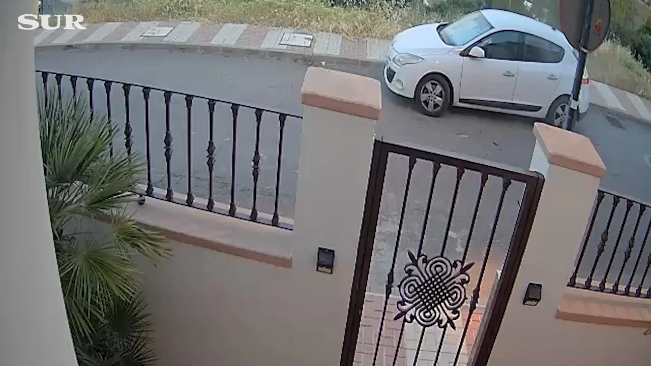 Investigan un tiroteo desde una moto contra una casa en Cuevas Bajas