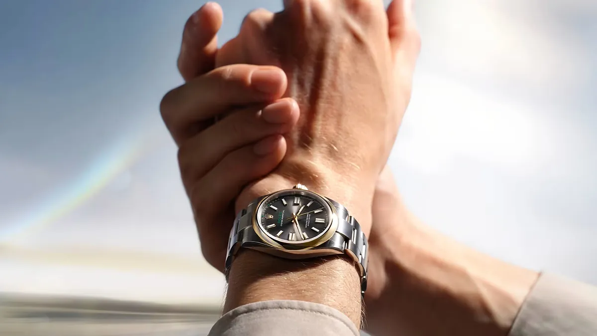 Los mejores relojes nuevos con esfera negra de 2026, de un Rolex a un Patek Philippe