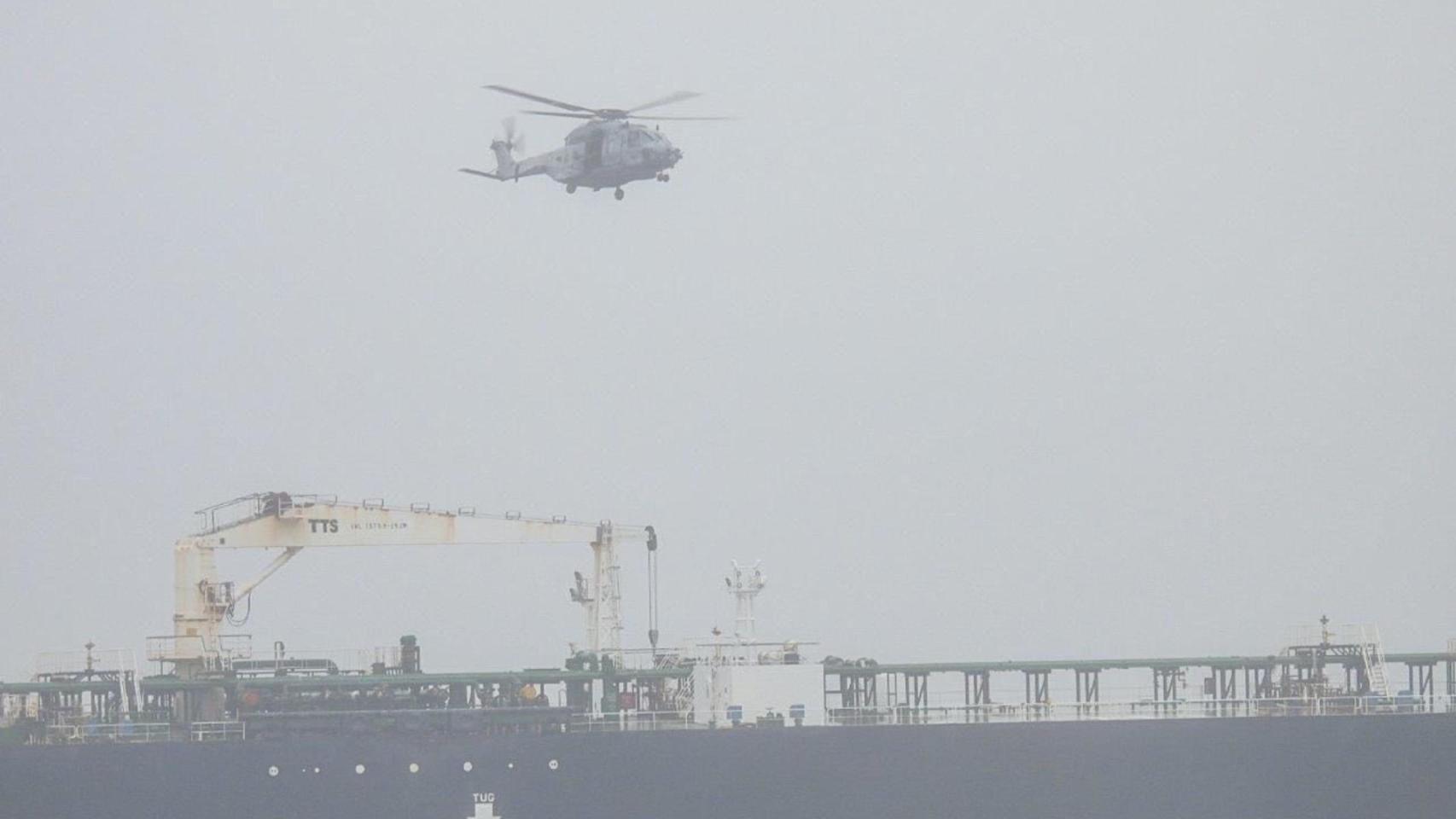 Francia intercepta un petrolero de la 'flota fantasma' rusa en el Atlántico y el Kremlin califica el abordaje de "piratería"