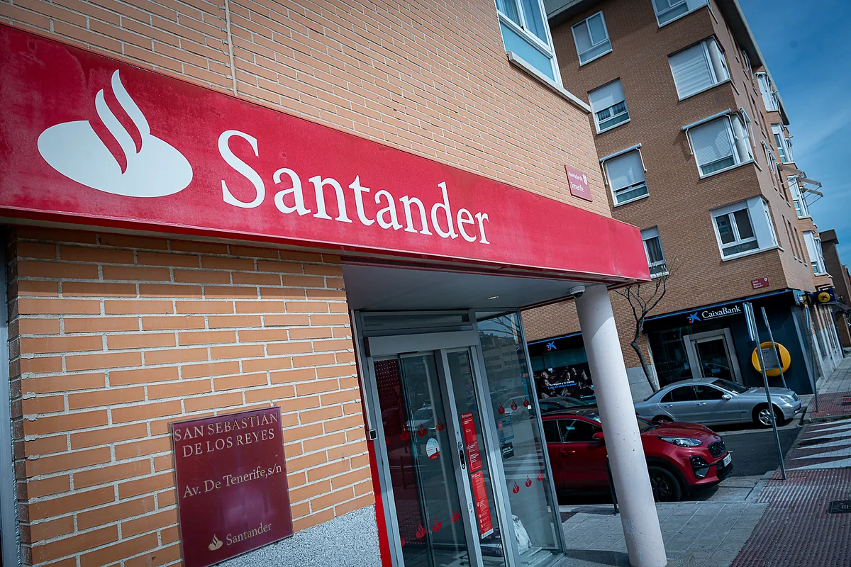 Santander acuerda con CSIF cuentas sin comisiones y préstamos ventajosos para los funcionarios