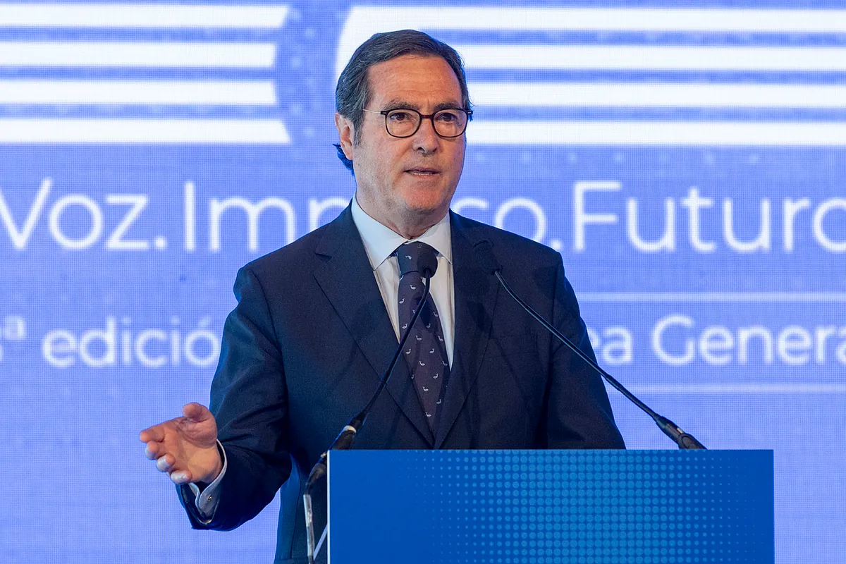 Garamendi: "La situación política es bochornosa, los españoles no merecen esto"