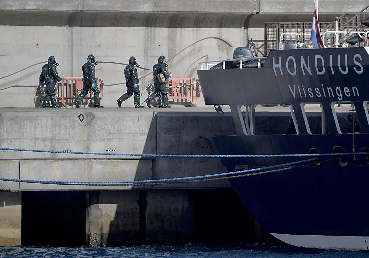 El crucero donde surgió el brote de hantavirus está desinfectado