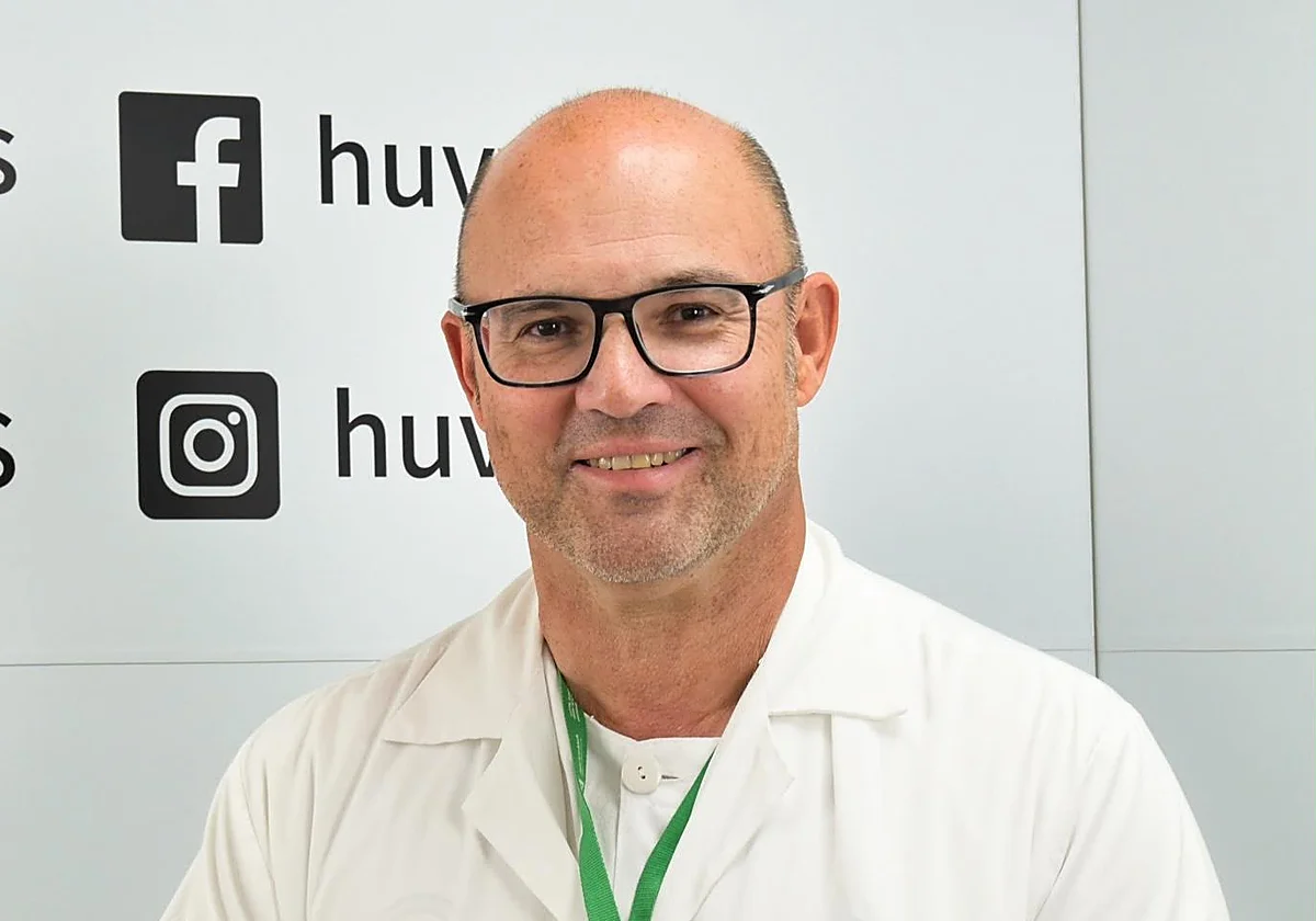 Ángel González, nuevo director de Enfermería del Hospital Clínico