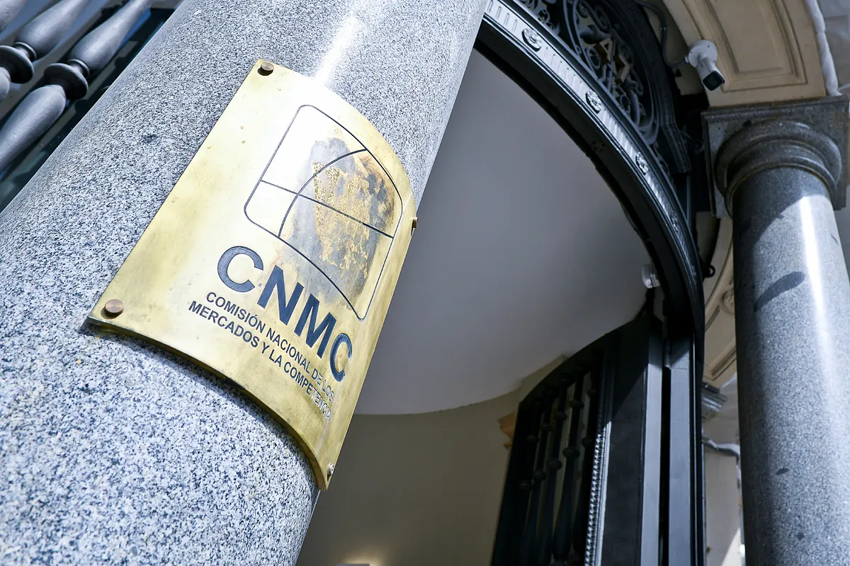 La CNMC multa con 5 millones a la distribuidora de Naturgy por restringir la competencia