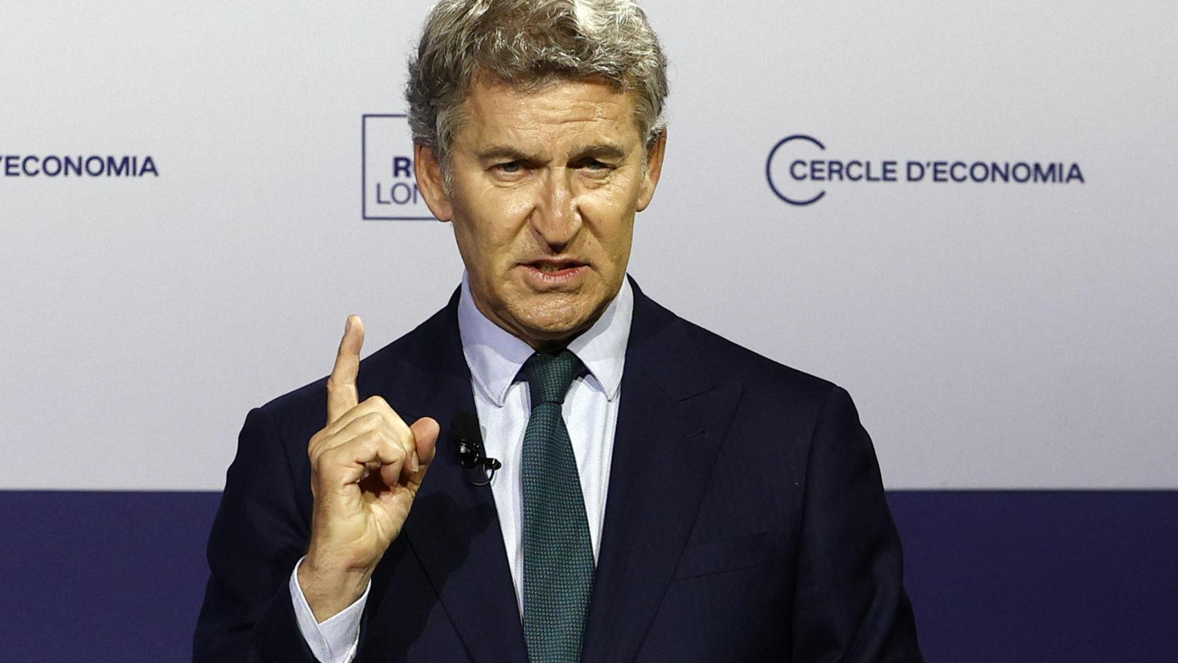 Feijóo promete "devolver la decencia al país con ayuda o sin ella" e ignora el reto de Junts de ver a Puigdemont en Waterloo