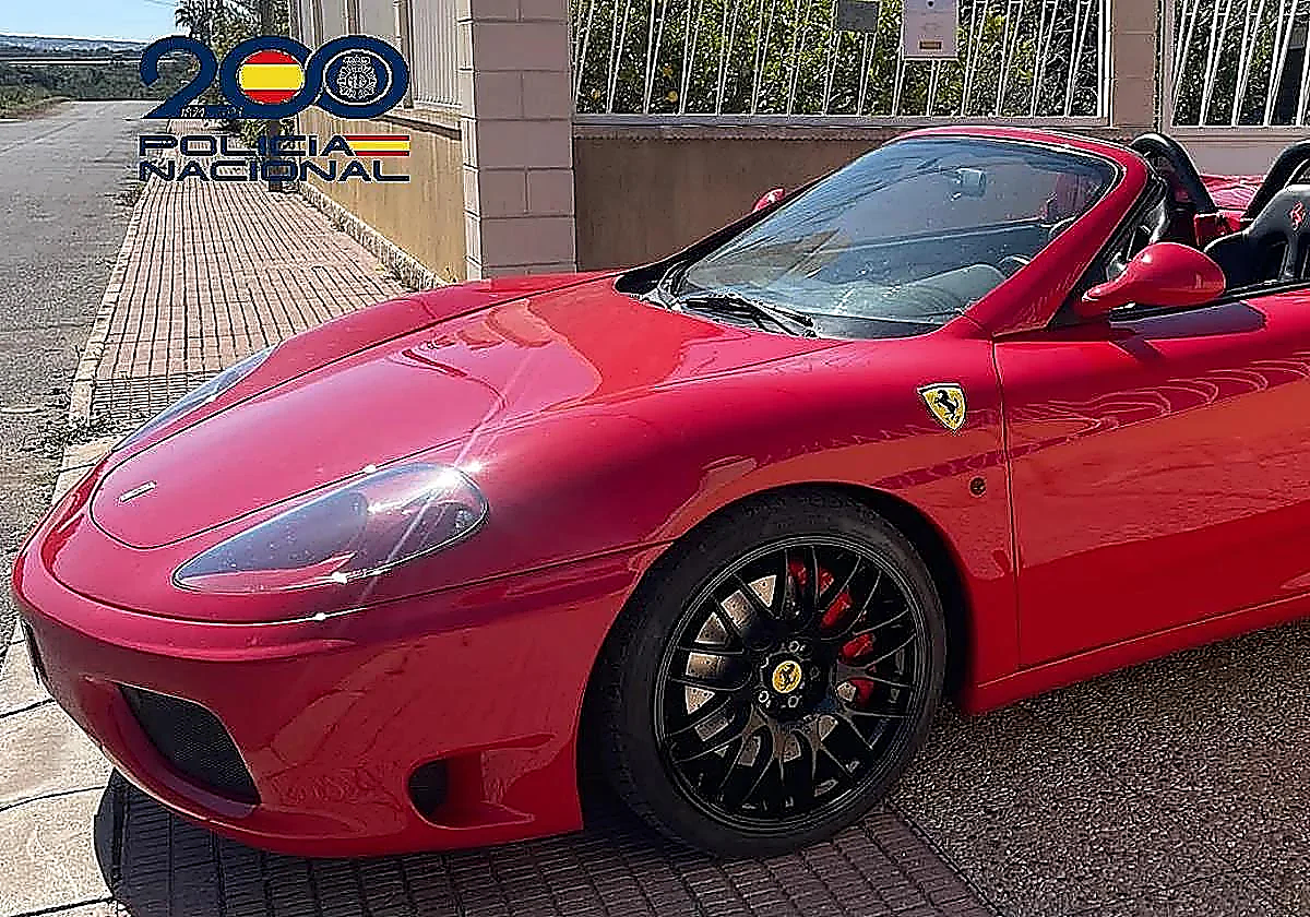 Police arrest man in Spain's Alicante province for trying to sell fake Ferrari