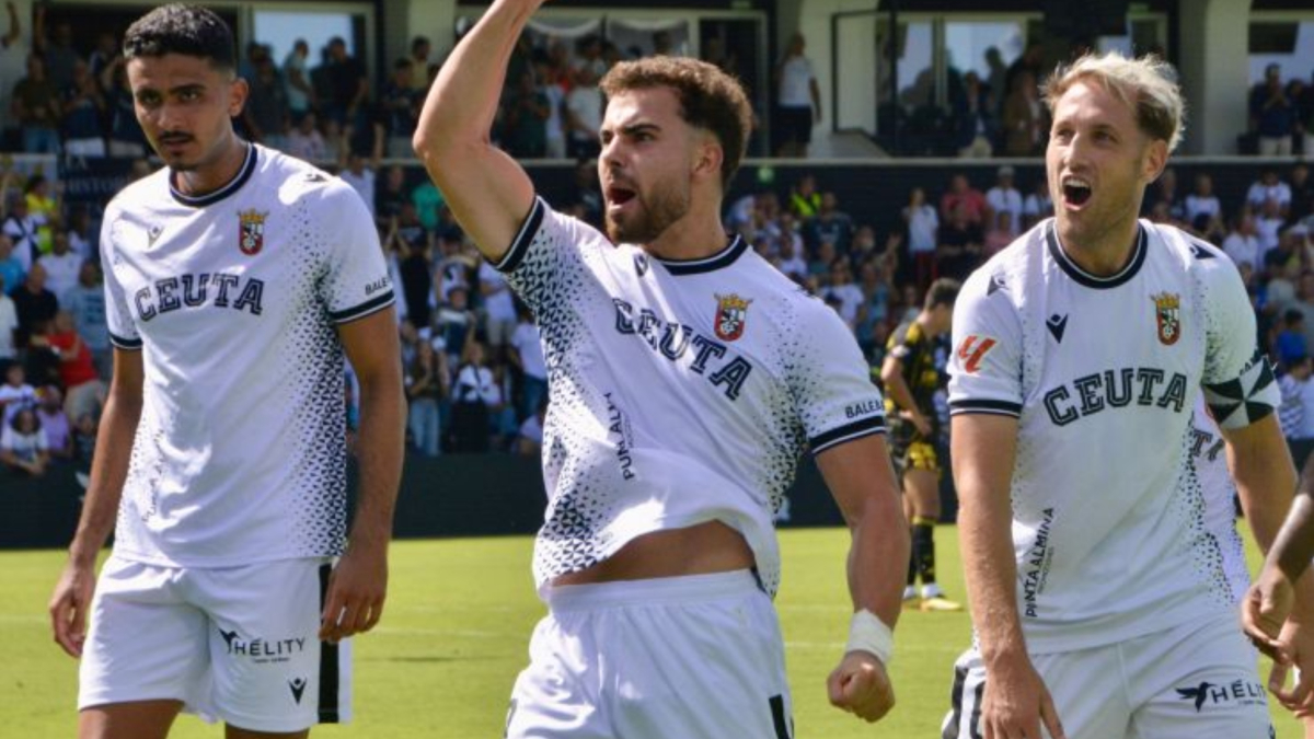 El Elche pretende a Marcos Fernández