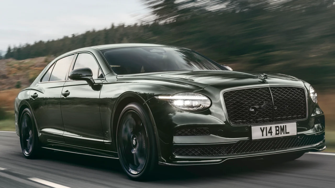Bentley renueva el Flying Spur en secreto y recupera una versión brutal que roza los 310 km/h
