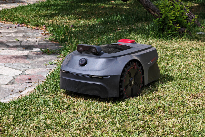 Mova ViAX 500, análisis: sí, existen robots cortacésped para jardines más pequeños y sí, este funciona de miedo