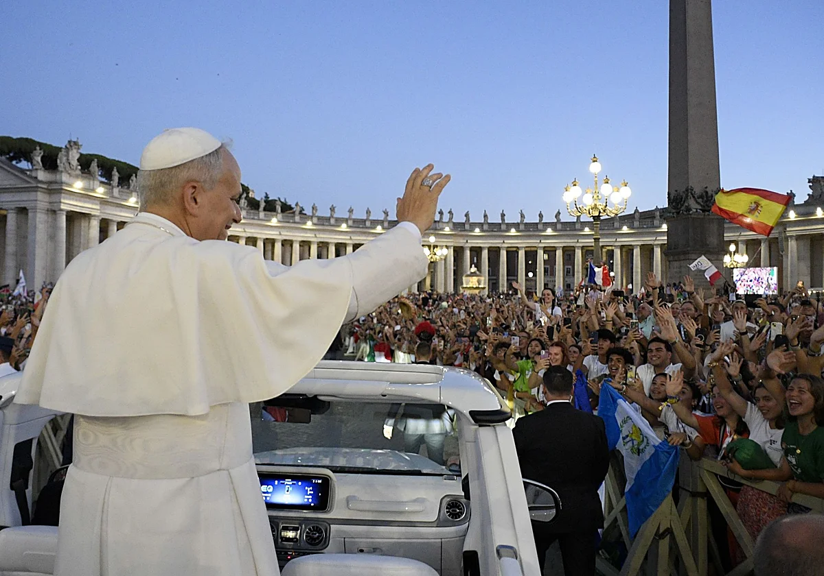 El Gobierno pide instaurar el teletrabajo durante la visita al Papa