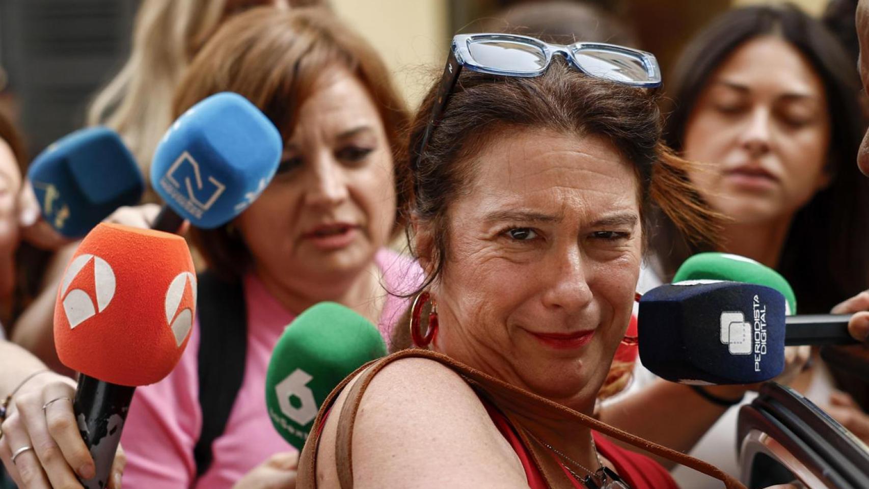 El PSOE comunica al juez que pagó casi 45.000 euros a Leire Díez entre 2015 y 2017 por "servicios de comunicación"