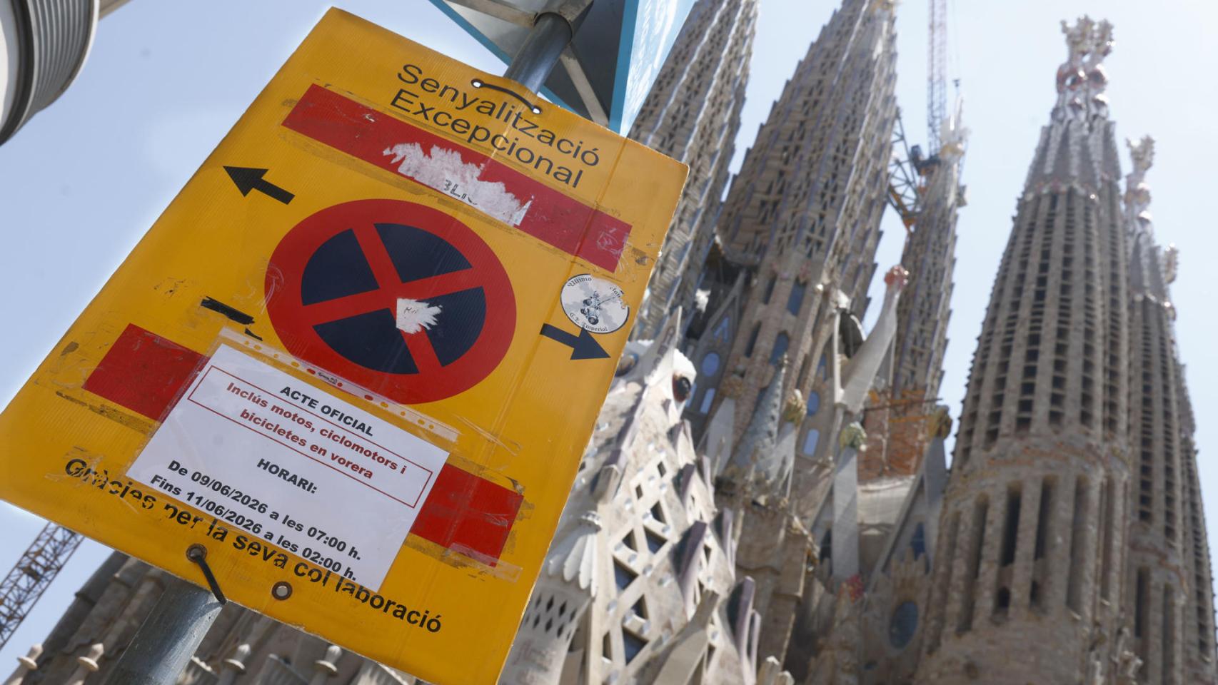 Malestar entre los obispos por la ofensiva para que el Papa hable en Barcelona más catalán que español: "Importa lo que diga"