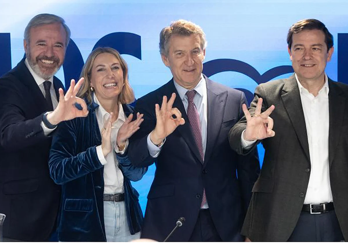 PP y Vox afianzan su alianza con un nuevo pacto en Castilla y León para investir a Mañueco