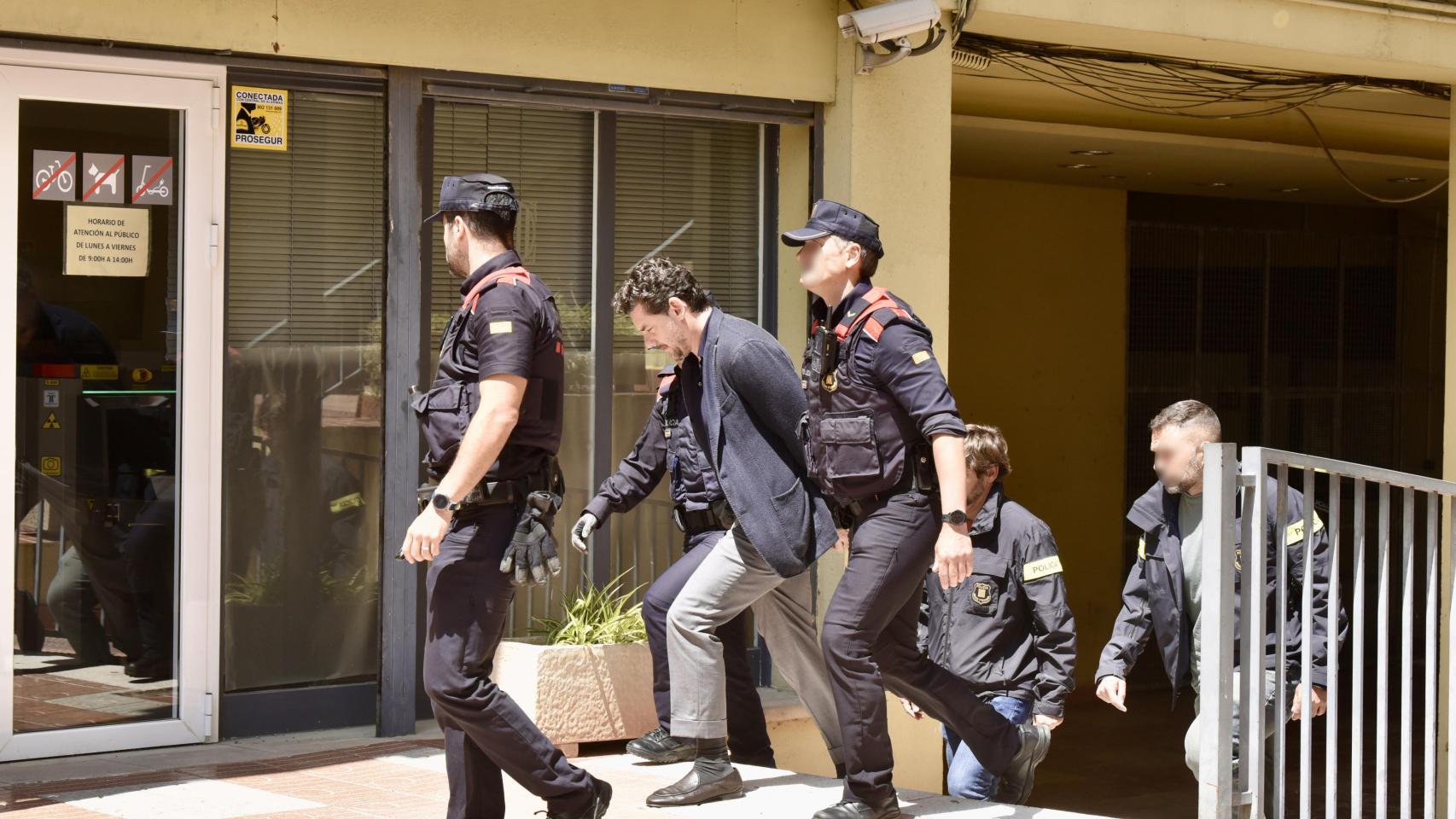 La jueza ordena a los Mossos investigar si hay "una tercera persona" involucrada en la muerte de Isak Andic