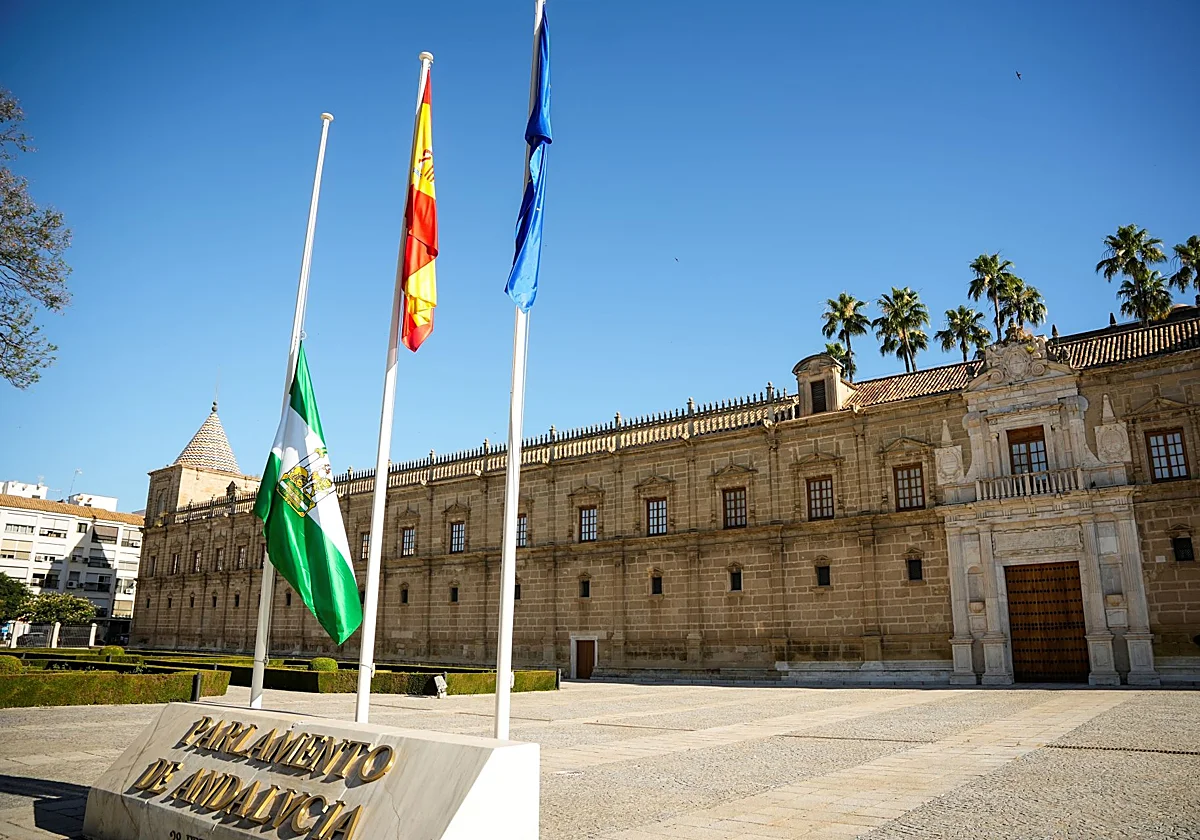 El duelo por la muerte de Gómez Villamandos detiene durante tres días la agenda de la Junta