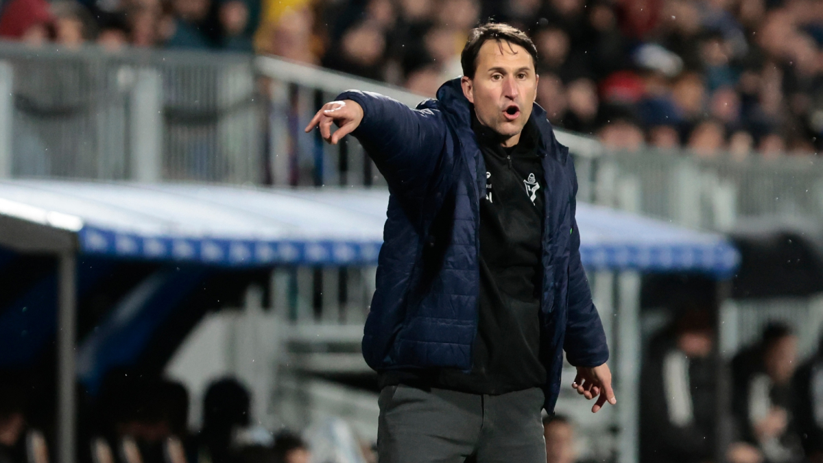 Beñat San José seguirá un año más en el Eibar