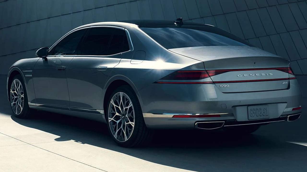 El Genesis G90 sufre un fallo insólito que ha obligado a frenar su producción en una configuración muy concreta