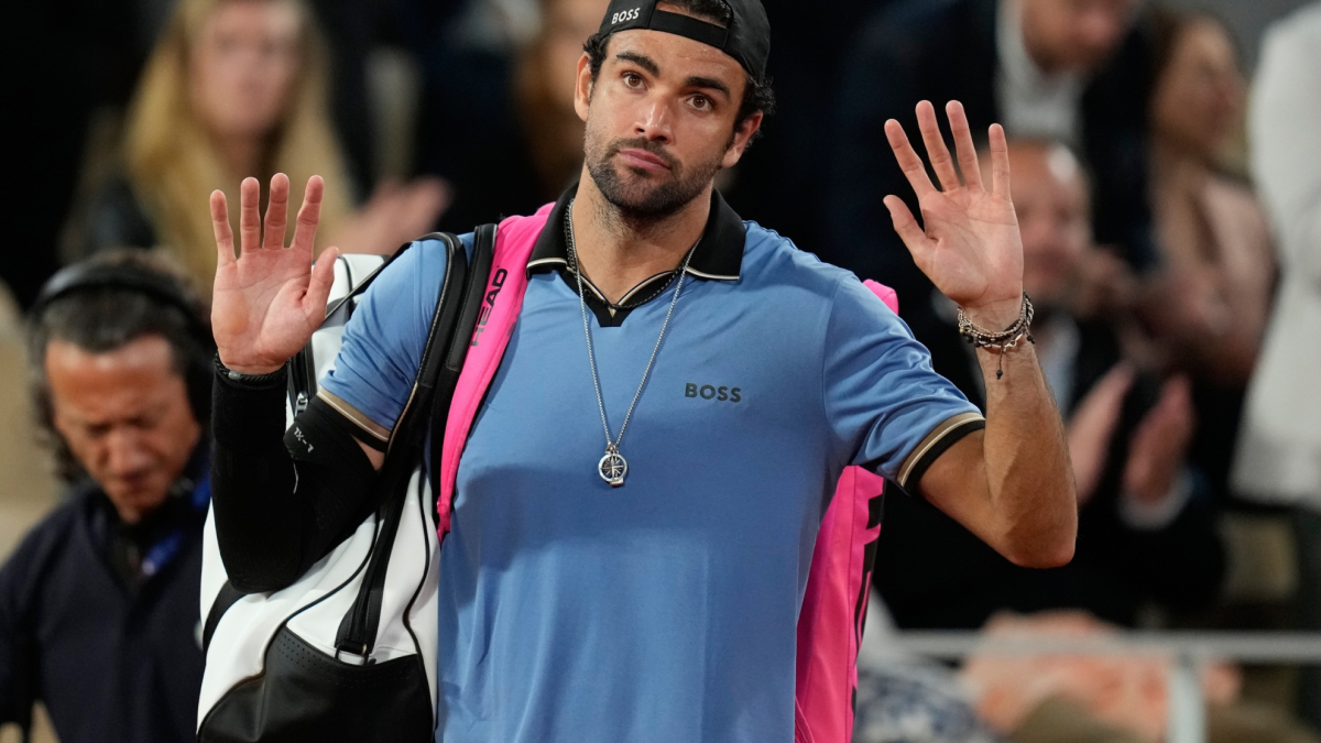 Berrettini se retira lesionado y Arnaldi se jugará la final con Cobolli