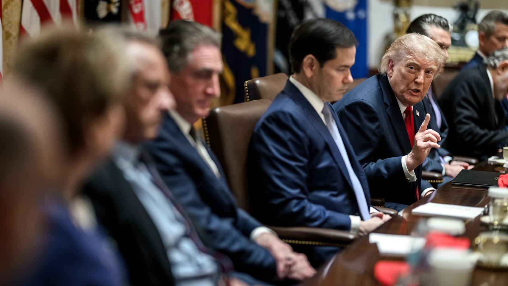 Guerra de Irán, en directo | Trump les dice a sus asesores que no reanudará la guerra con Irán a menos que mueran soldados estadounidenses