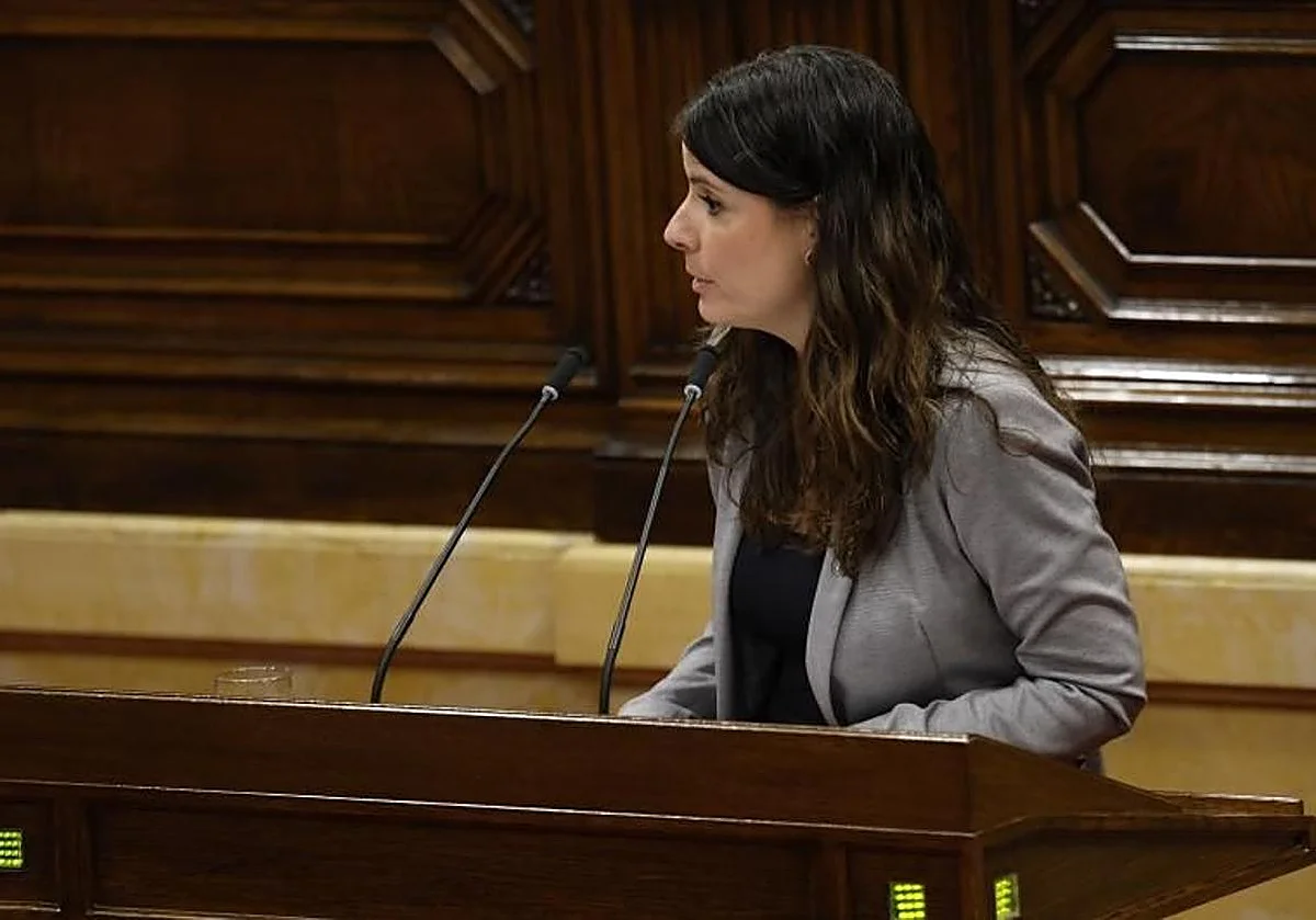 Junts a Illa: «Es usted más del PSOE que la sede de Ferraz, la excusa del PSC independiente no cuela»