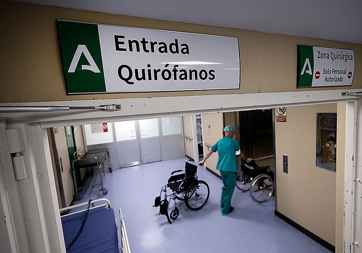 Malaga hires six anaesthetists to alleviate shortage that forces the suspension of surgeries