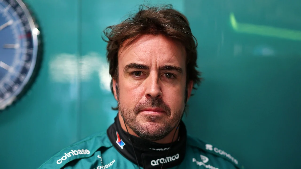 Alonso, realista para Mónaco, pero con ganas de saltar al AMR26: "Llegando a Q3, se debería acabar en los puntos"