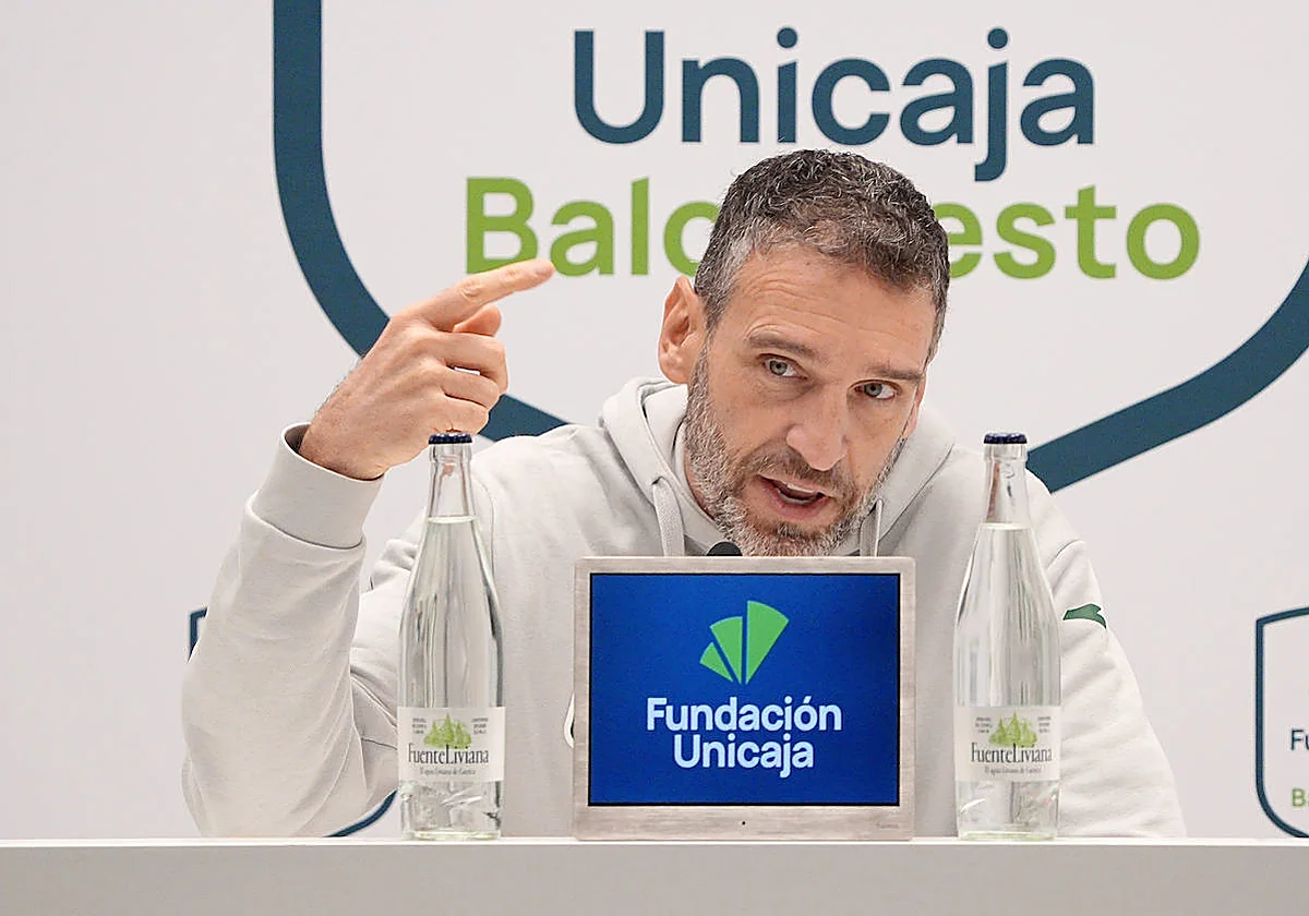 El agente de Ibon Navarro negocia en Málaga su salida del Unicaja