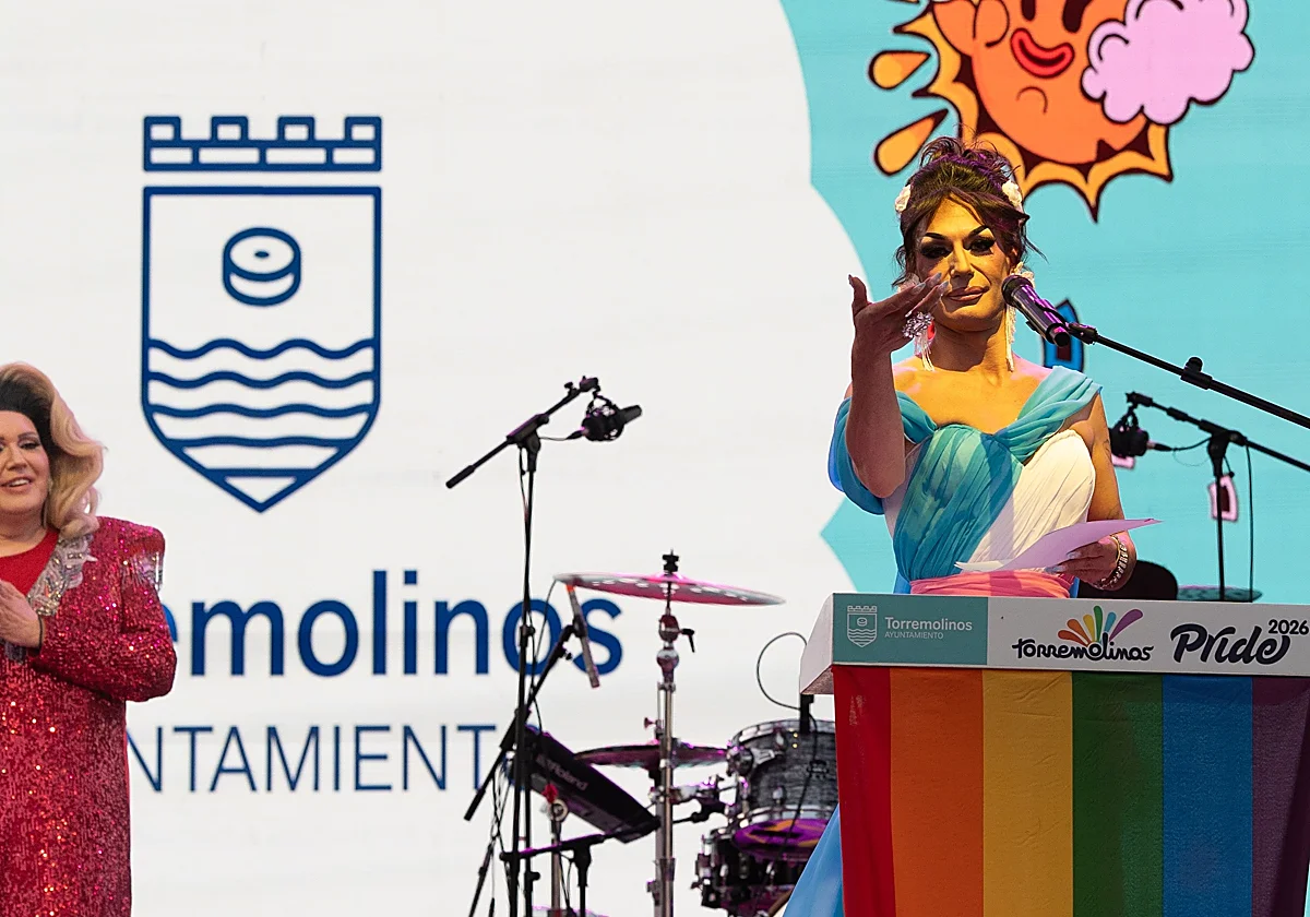 Satín Greco descorcha el Pride de Torremolinos: «Ser diferente no es un problema, es un superpoder»