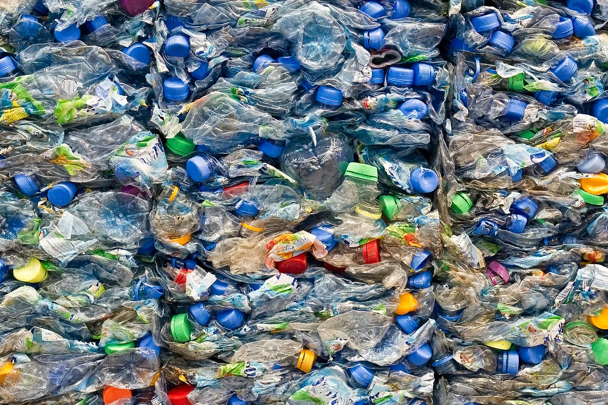 Ecoembes recicló 2,2 millones de toneladas de envases en 2025