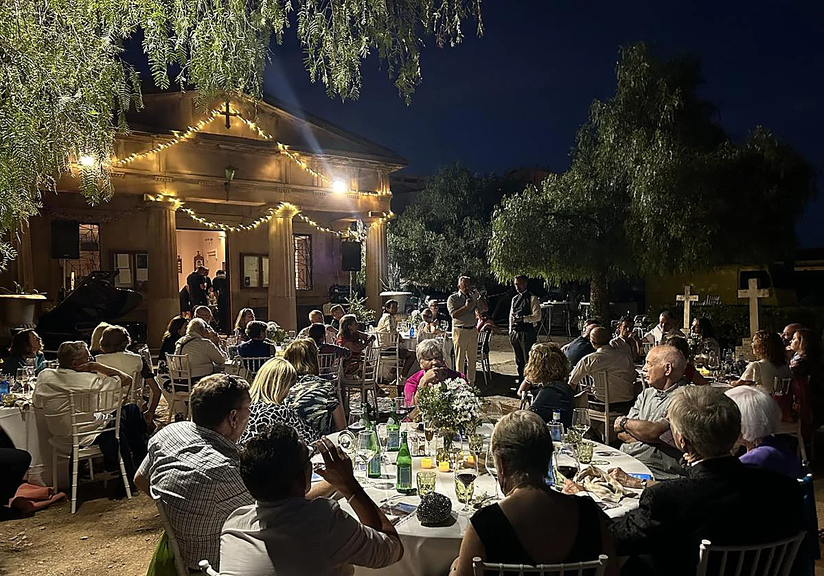 Malaga fundraiser held in English Cemetery gardens for St George’s Church restoration