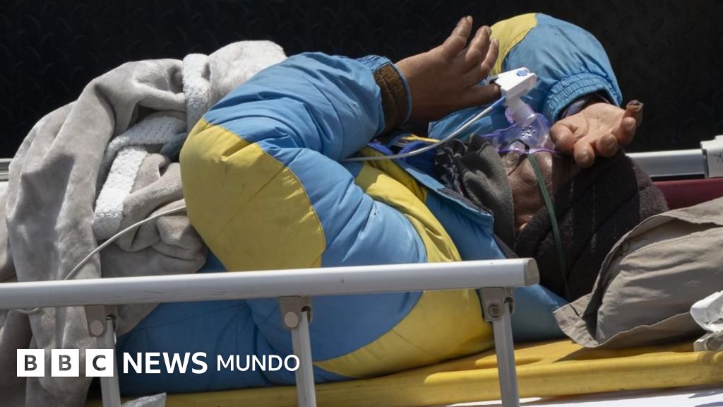 "Pasé de llorar con su hija, a verlo llegar arrastrándose": el emocionante relato del escalador que perdió al guía que sobrevivió solo durante 6 días en el Everest