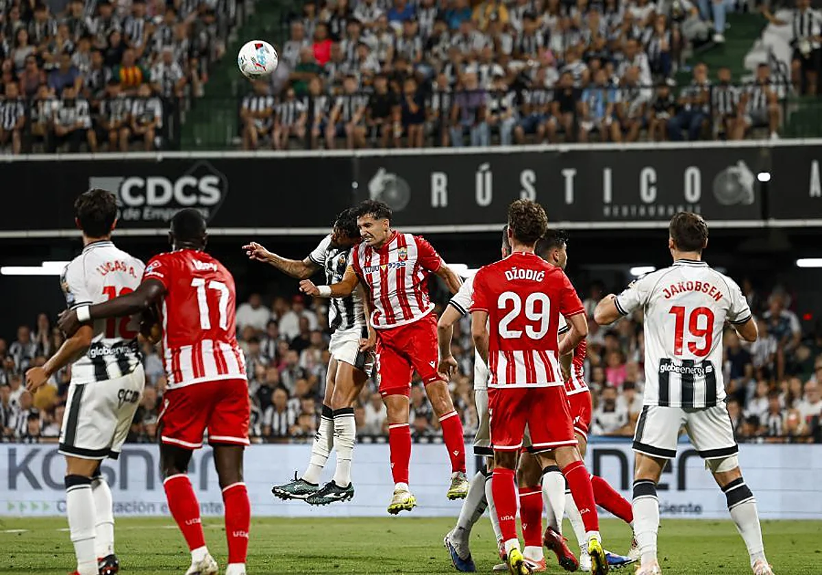Empate en el primer partido de los 'play-off' entre el Castellón y el Almería