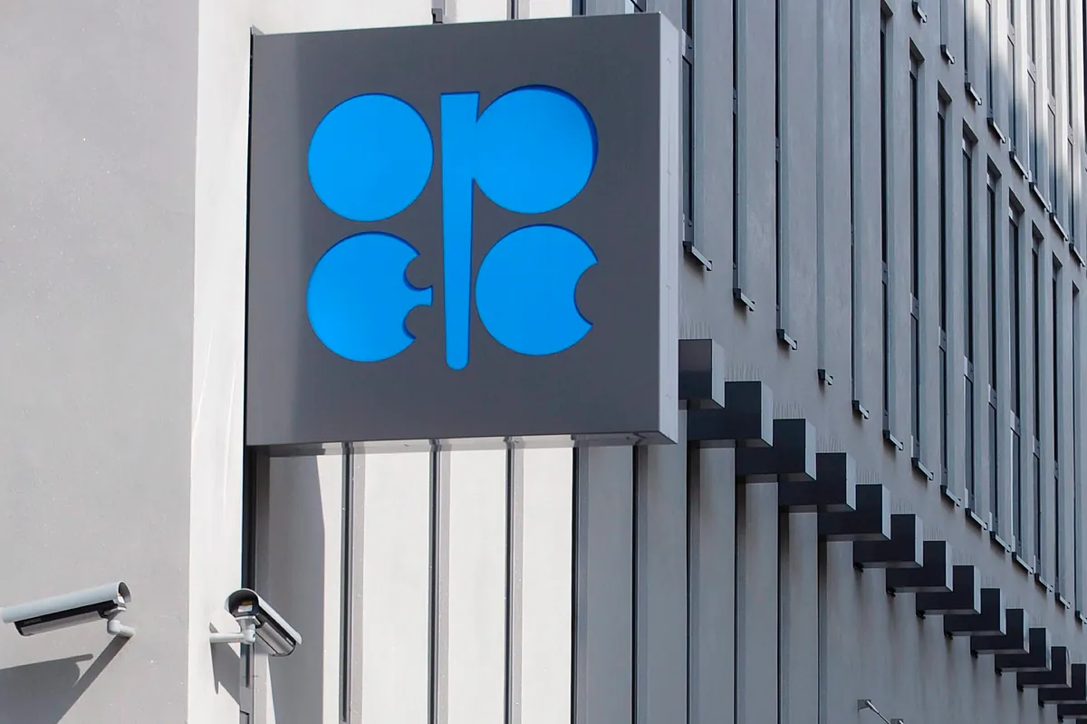 La OPEP+ debate nuevos incrementos de bombeo pese a su impacto limitado sobre el mercado