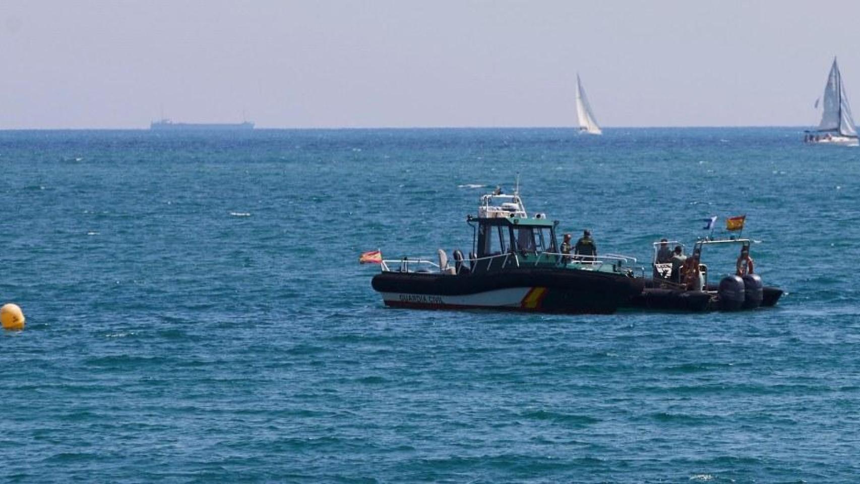 La Guardia Civil localiza un cuerpo en la playa de Almassora (Castellón) donde desapareció un menor el pasado jueves