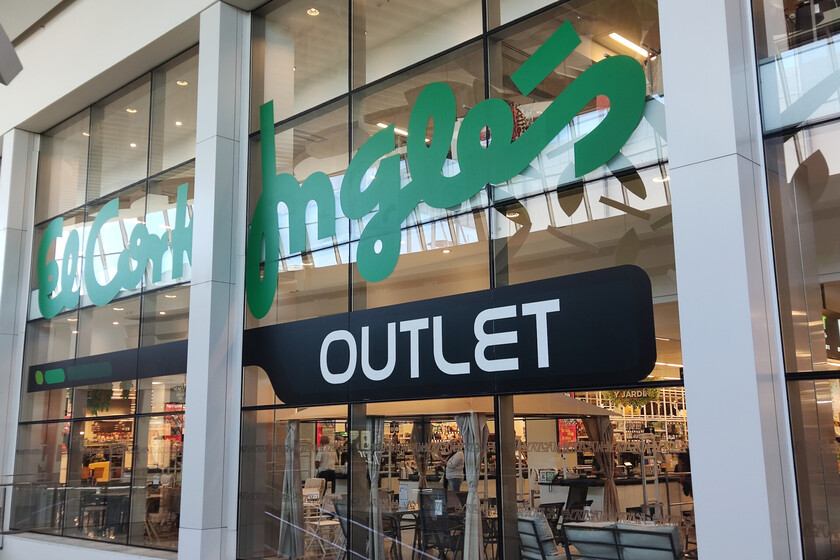 El outlet de El Corte Inglés está lleno de iPad, MacBook y otros dispositivos Apple. Todos estos están nuevos y a estrenar