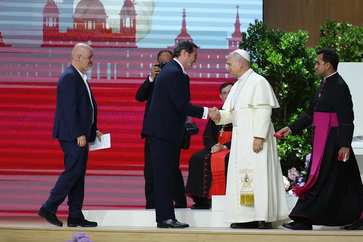 León XIV aboga por el "diálogo social" ante patronal y sindicatos