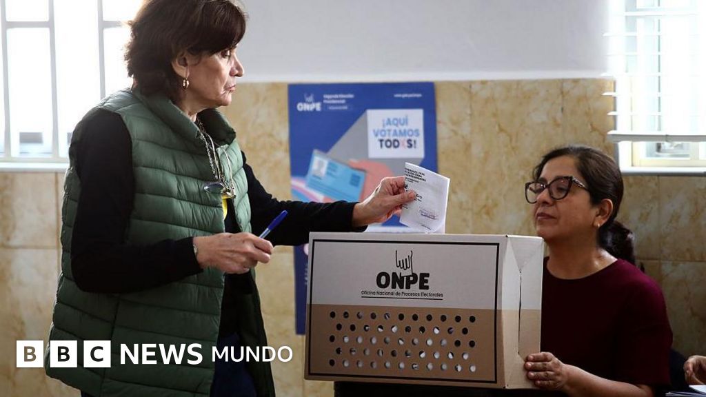 Comienza el conteo de la segunda vuelta de las presidenciales en Perú: encuestas a boca de urna muestran empate técnico entre Fujimori y Sánchez