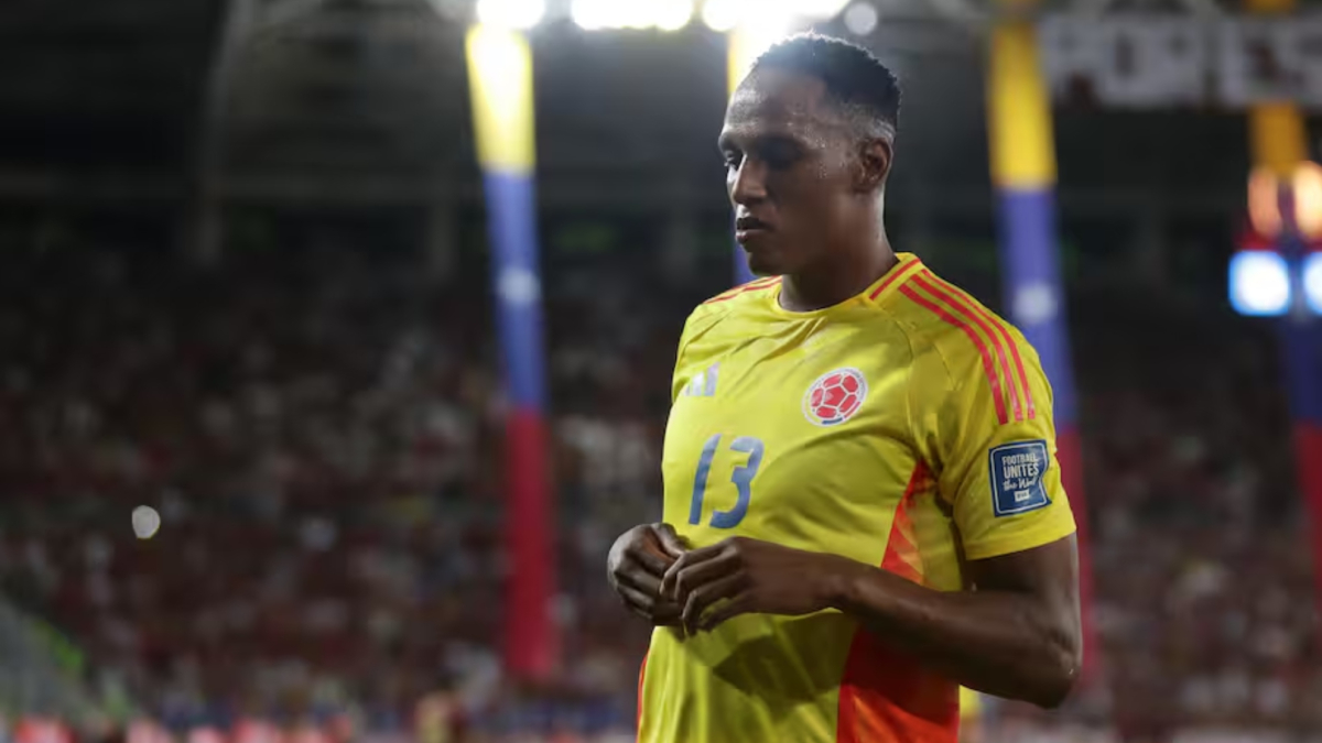 Inundan de comentarios racistas a Yerry Mina tras polémica publicación de Gustavo Petro
