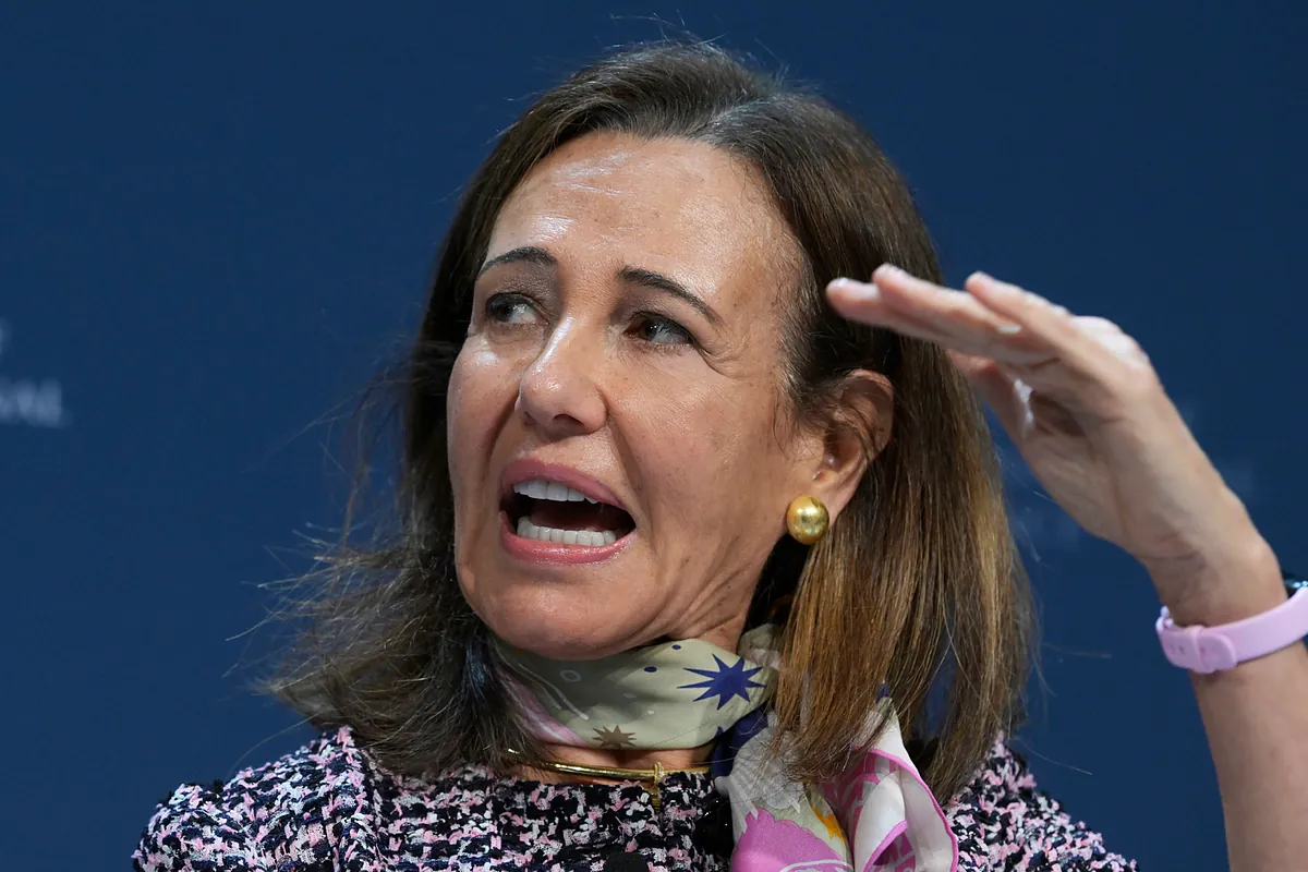Ana Botín: "Los impuestos a la banca británica no tienen sentido económico"