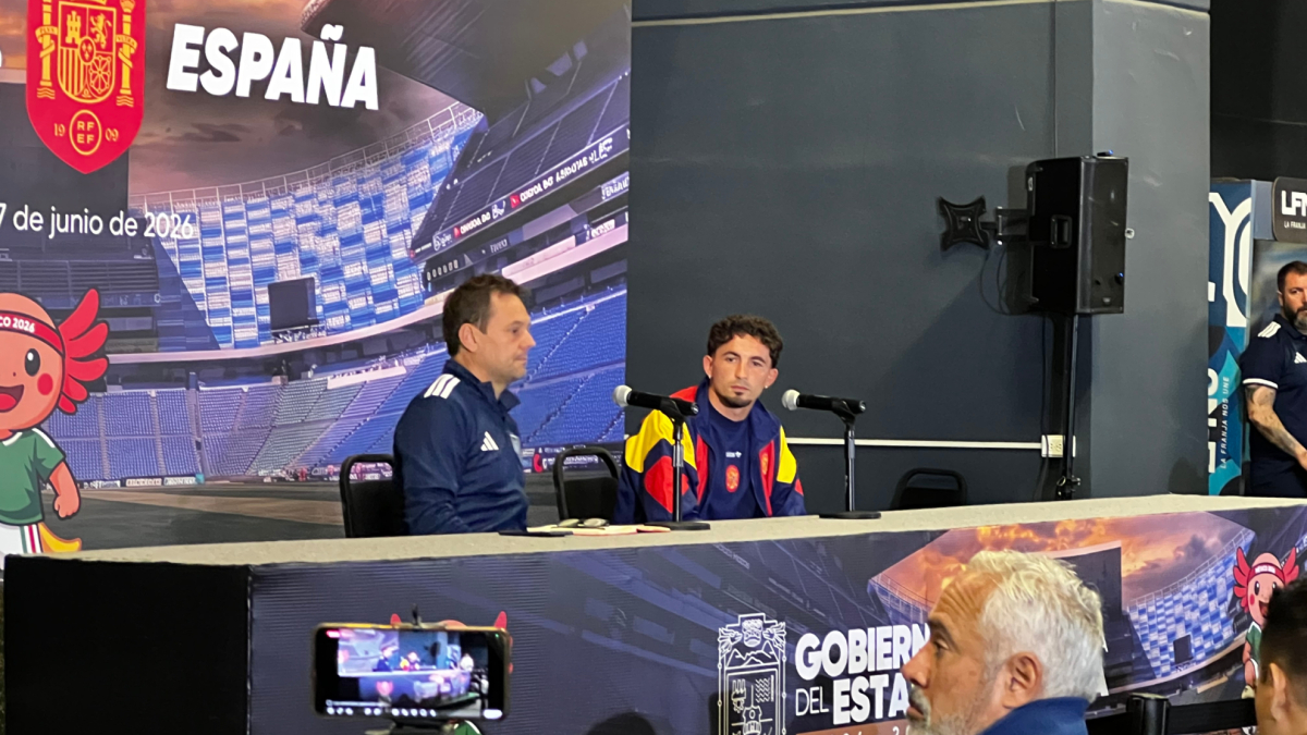 Yeremy Pino: "¿Qué aporta Gavi?: Pata... No, en serio: Gavi es alma"<br>