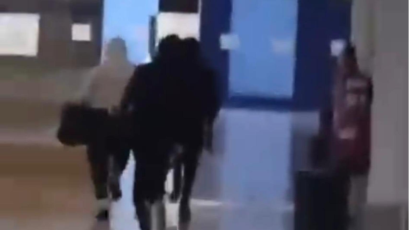 Nuevo atraco en Madrid: cuatro encapuchados desvalijan una joyería en un centro comercial de Torrelodones