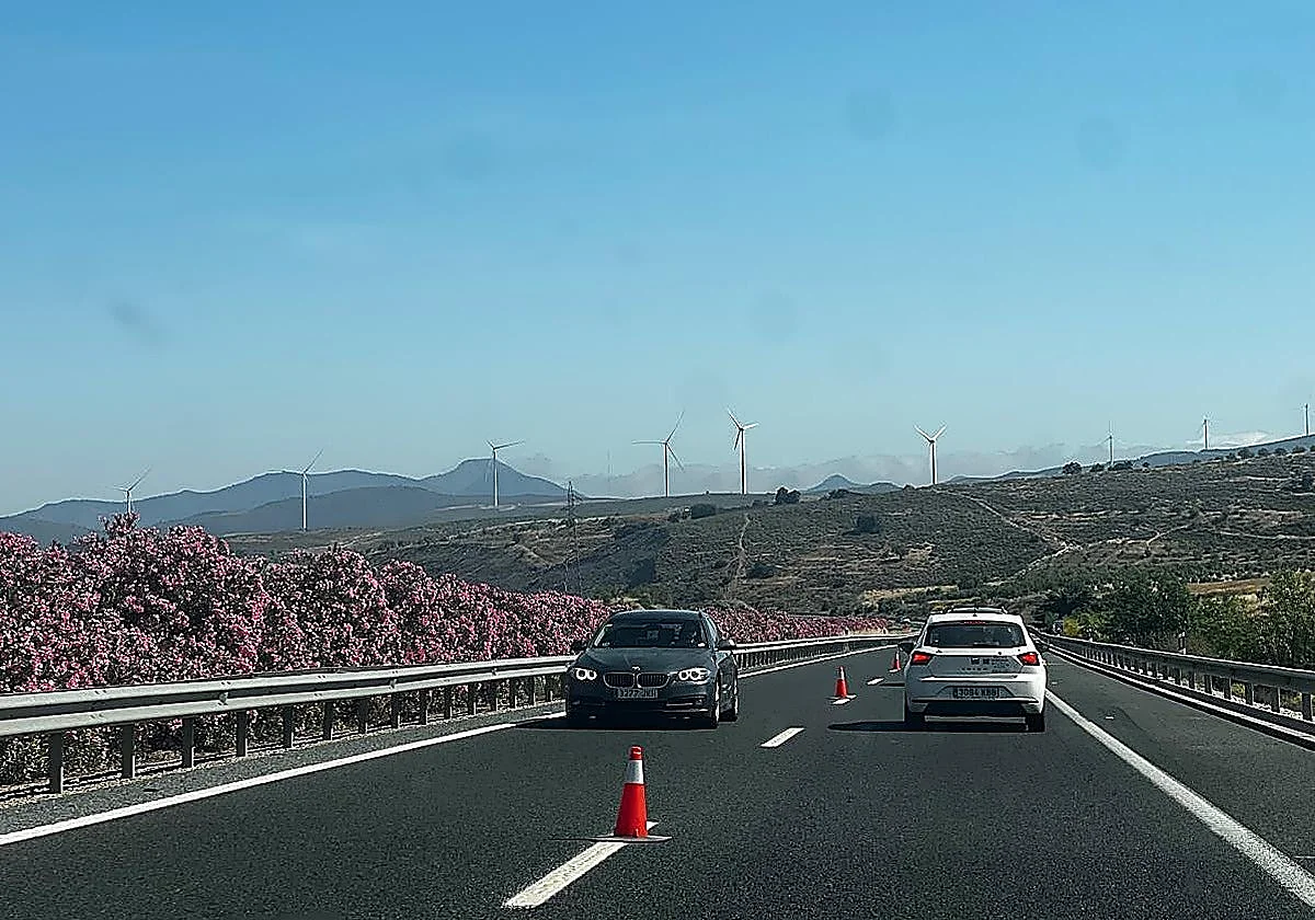 The additional lane on the Granada province coast road has been activated for summer