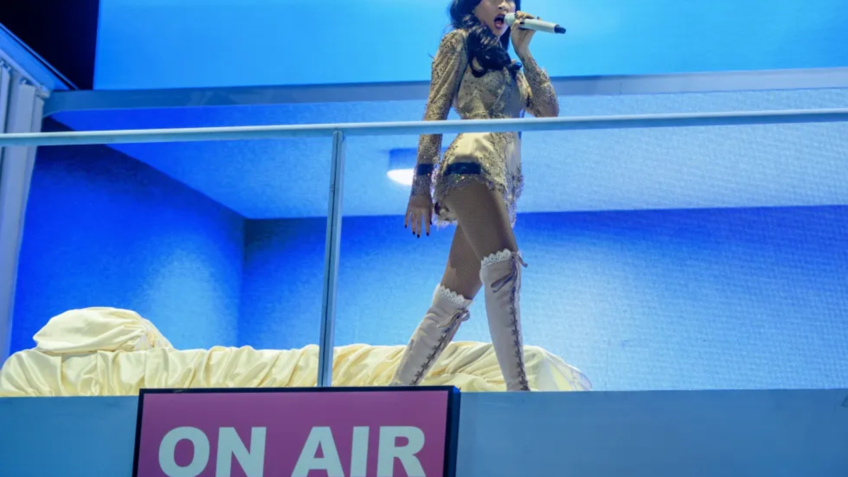 Aitana, tras la polémica sobre las influencers en la Feria de Abril: "No me entero de la mayoría"